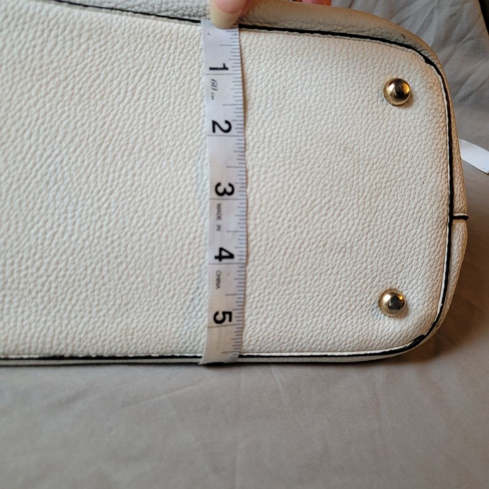 Off White and Brown Leather Tote Shoulder Bag - Picture 4 of 8